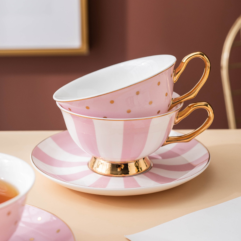 Keramik-Kaffeetassen in Rosa m – Water Tea And Coffee Bewertung und Preis