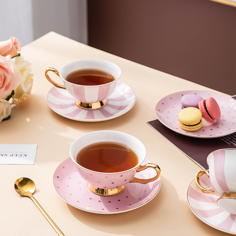 Keramik-Kaffeetassen in Rosa m – Water Tea And Coffee Bewertung und Preis